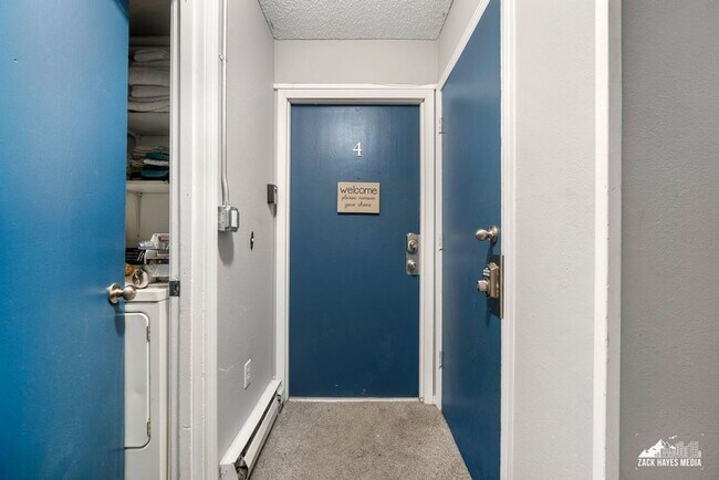 Foto del edificio - 3419 Murphy Cir