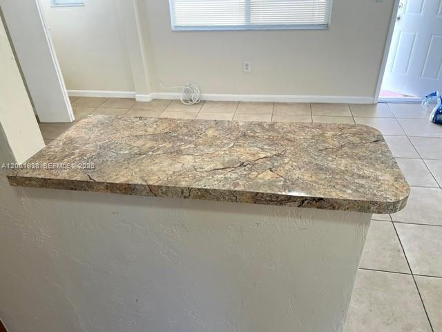 Foto del edificio - 690 NE 85th St