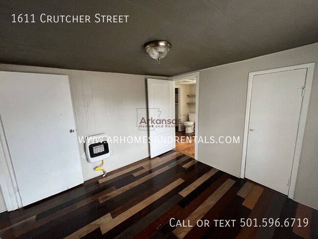 Foto del edificio - 1611 Crutcher St