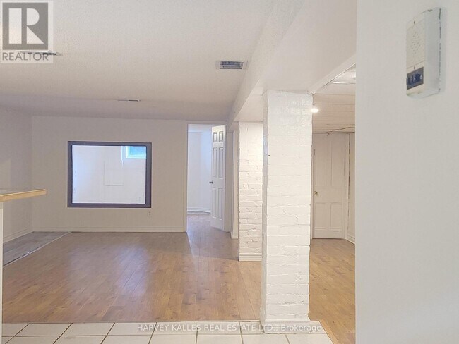 Photo du bâtiment - 600 Huron St