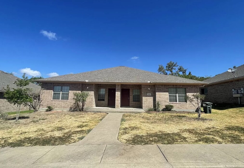 Primary Photo - 4414 Reveille Rd