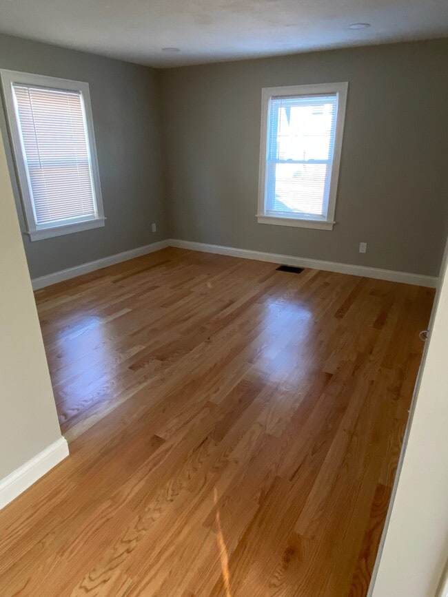 Living room - First floor - 39 Brook St