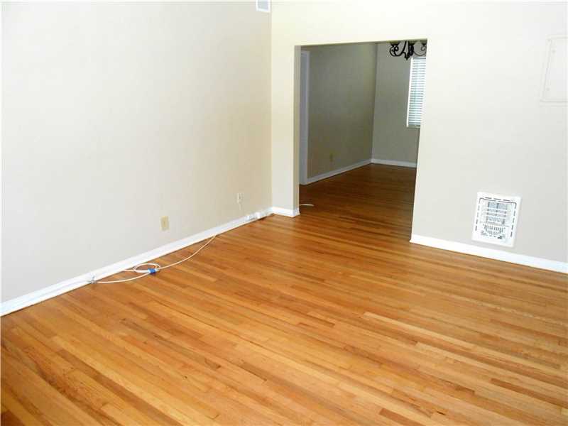 Primary Photo - 9140 NE 8th Ave