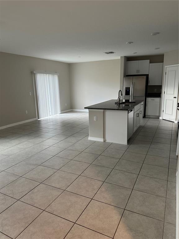 Building Photo - 5254 White Chicory Dr