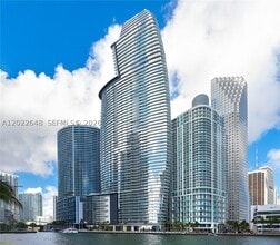 Building Photo - 300 Biscayne Blvd