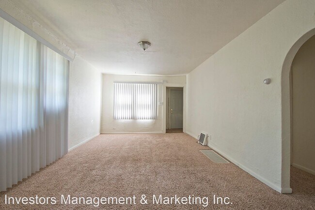Building Photo - 2 br, 1 bath House - 18 8th Avenue NW