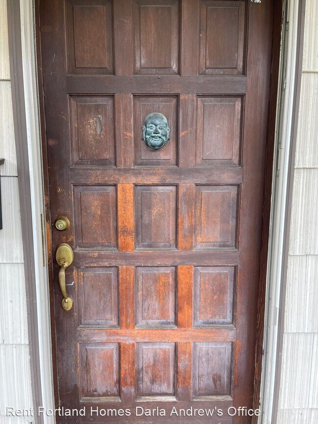 Foto del edificio - 2 br, 1.5 bath House - 9317 N Minerva Avenue
