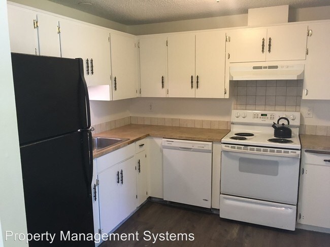 Foto del edificio - 13323 Clairmont Way