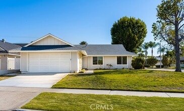 Building Photo - 24041 Gemwood Dr