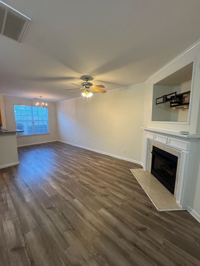 Foto del edificio - 3BR Townhome • In-Unit W/D • Trash Included in Fort Mill