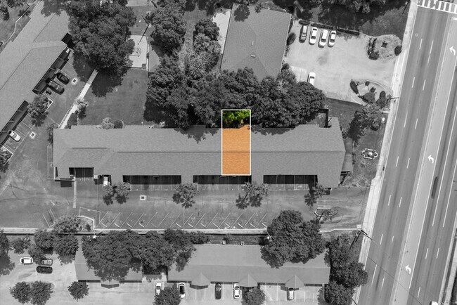 Foto del edificio - 4836 Atlantic Blvd
