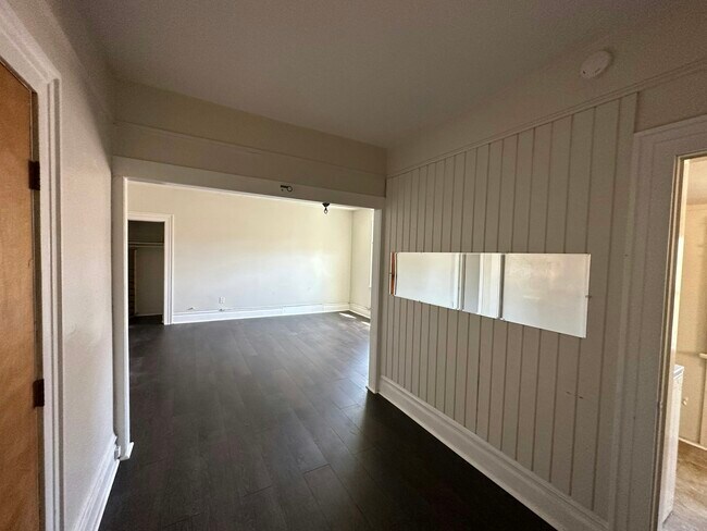 Foto del edificio - 102 Parkwood Dr