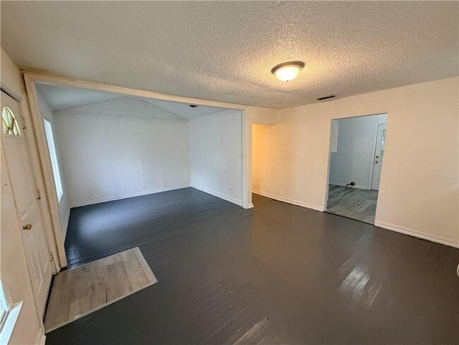 Building Photo - 1414 Daytona Dr