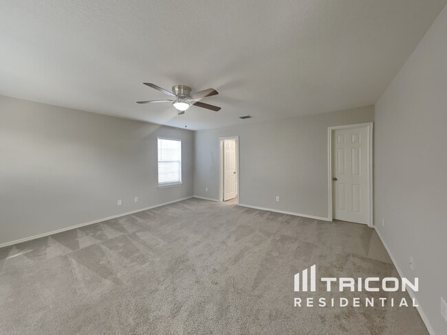 Foto del edificio - 160 Hinge Path