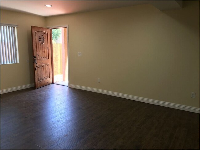 Foto del edificio - 75(611)