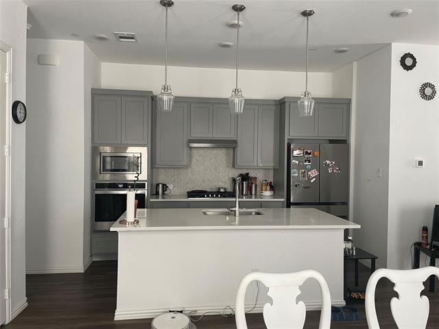 Foto del edificio - 9920 Hennings St