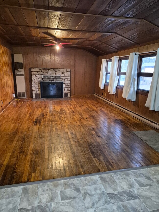 Building Photo - 10391 US Hwy 34