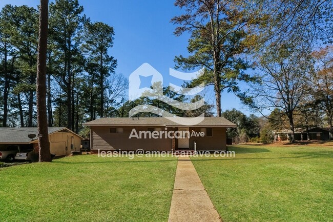 Building Photo - 3025 Charleston Dr