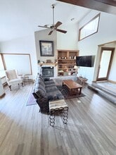 Building Photo - 165 Holly Tree Cir