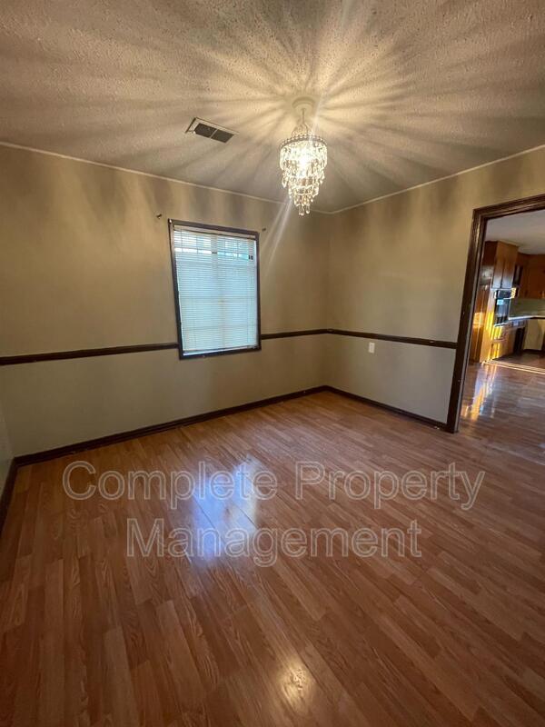 Foto del edificio - 2017 49th St Ensley