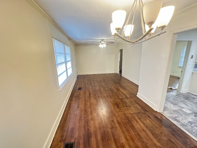 Foto del edificio - 3679 Southland Dr