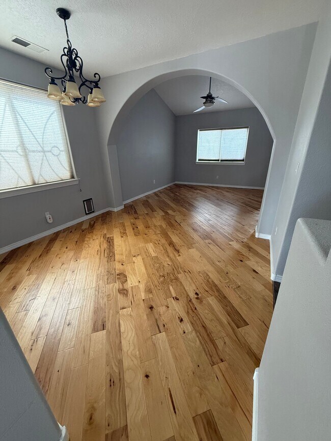 Foto del edificio - 4852 Petra Pointe Cir NW