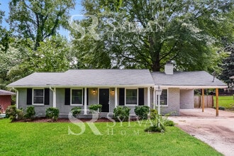 Building Photo - 1835 Rock Cut Pl