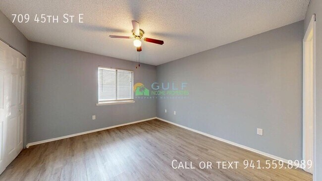 Foto del edificio - 709 45th St E