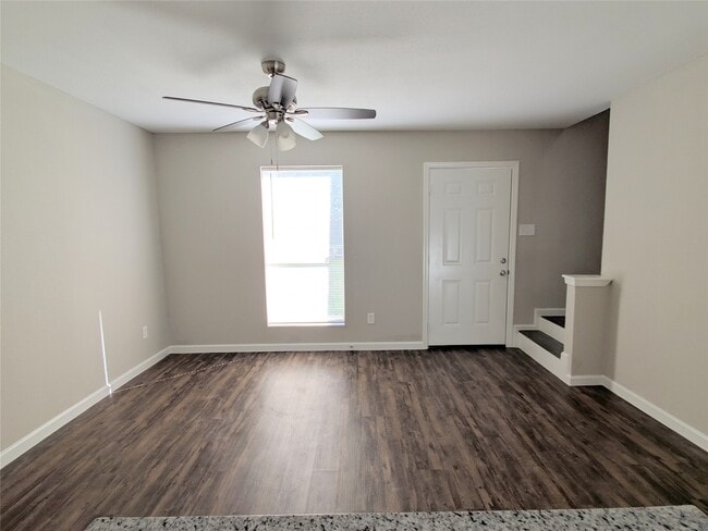 Foto del edificio - 1962 Upland Dr