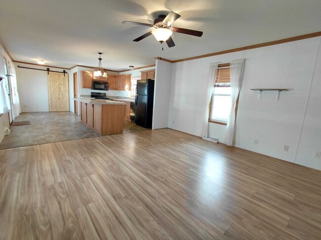 Building Photo - 2022 Mockingbird Pl NW