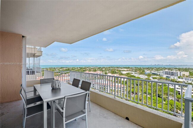 Building Photo - 781 Crandon Blvd