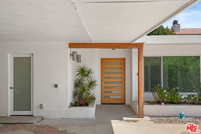 Foto del edificio - 11770 Chenault St