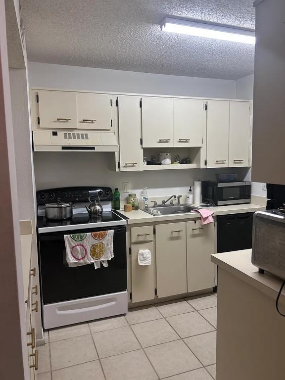 Foto del edificio - 6002 Laketree Ln