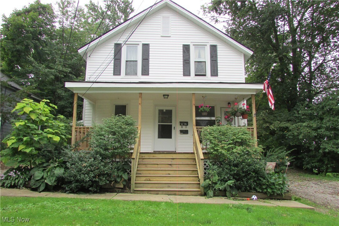 133 Court St Chardon, OH 44024