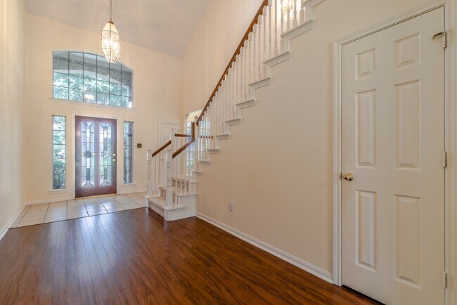 Foto del edificio - 2123 Hill Canyon Ct
