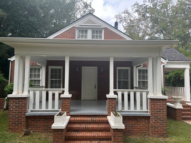 Building Photo - 510 Alford St