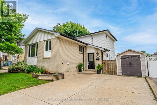 Building Photo - 12 Quinlan Ct