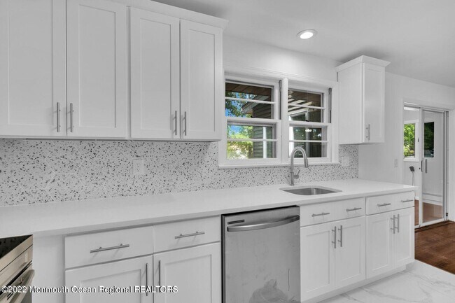 Foto del edificio - 526 E Woodland Ave