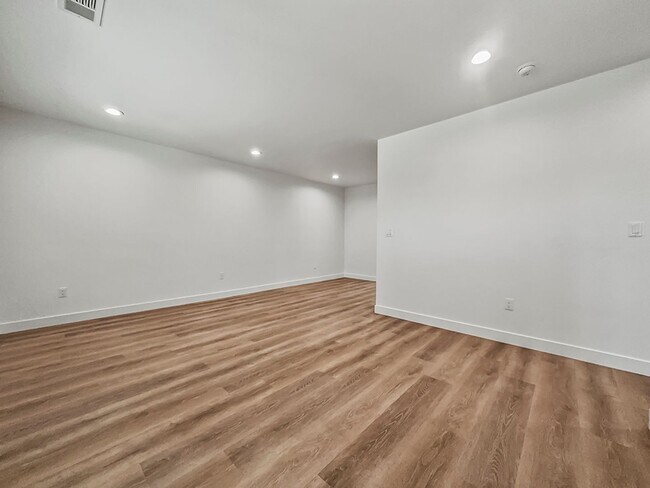 Foto del edificio - 12301 Flint Pl