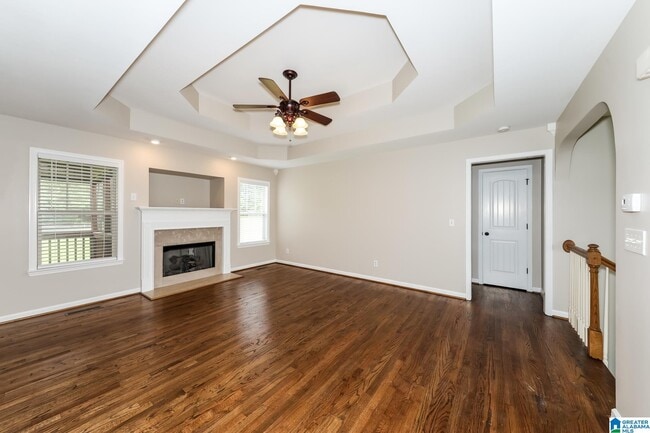 Foto del edificio - 725 Starlite Dr