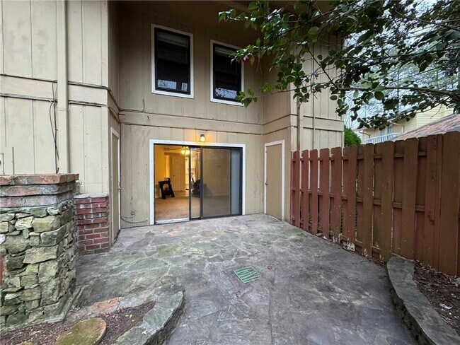 Foto del edificio - 732 Hanover SE Ln