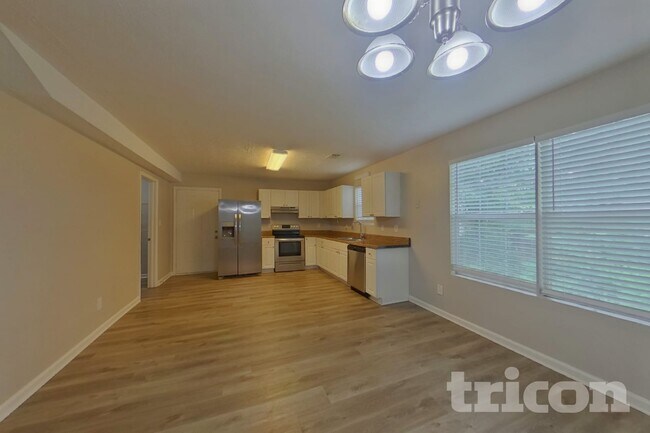 Foto del edificio - 7538 Fielder Rd