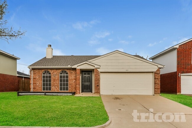 Building Photo - 403 Hollyberry Dr