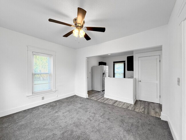 Foto del edificio - 3 bedroom 1 bathroom home for rent in Lorain