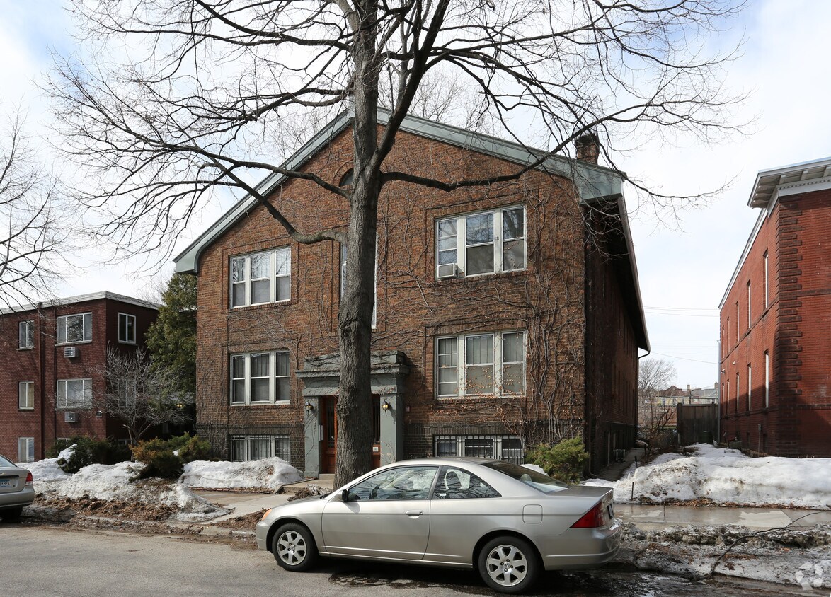 Building Photo - 2106 Garfield
