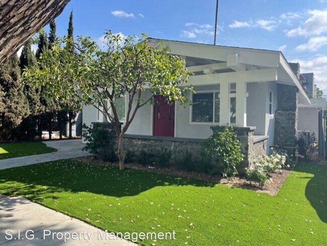 Foto del edificio - 2 br, 1 bath House - 346 W. Garfield Avenue