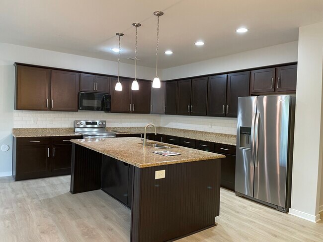 Building Photo - 17404 Wynstone Park Ln