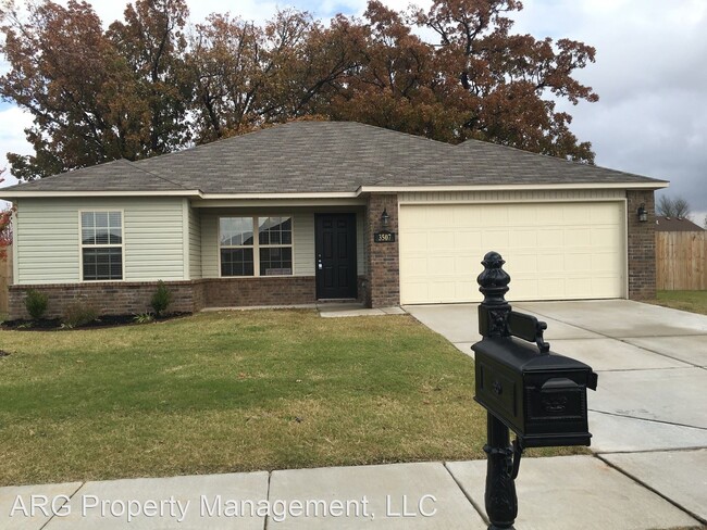 Building Photo - 3 br, 2 bath House - 3507 Alliance Drive