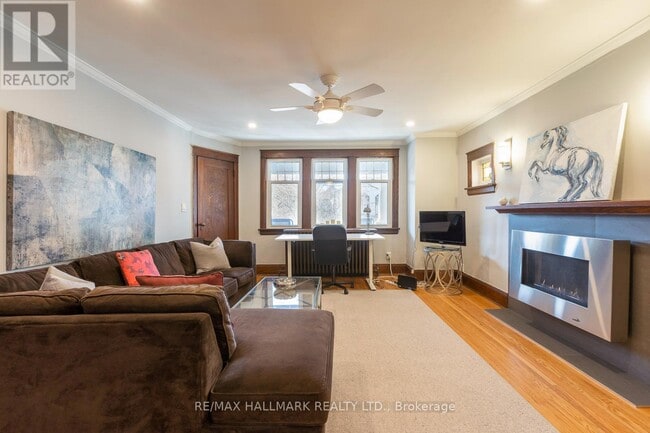 Photo du bâtiment - 27 Hammersmith Ave