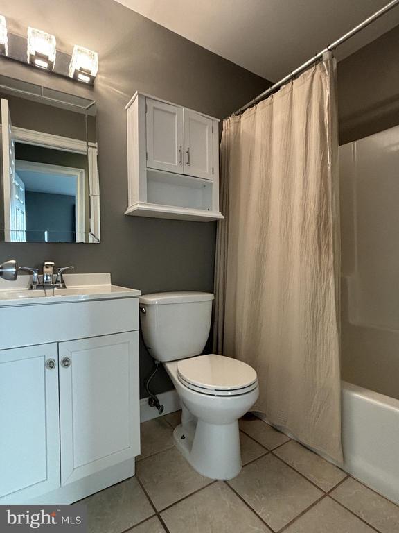 Building Photo - 41 Libra Ln
